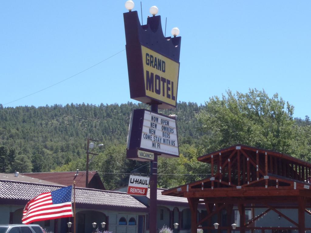Grand Motel Williams Eksteriør billede