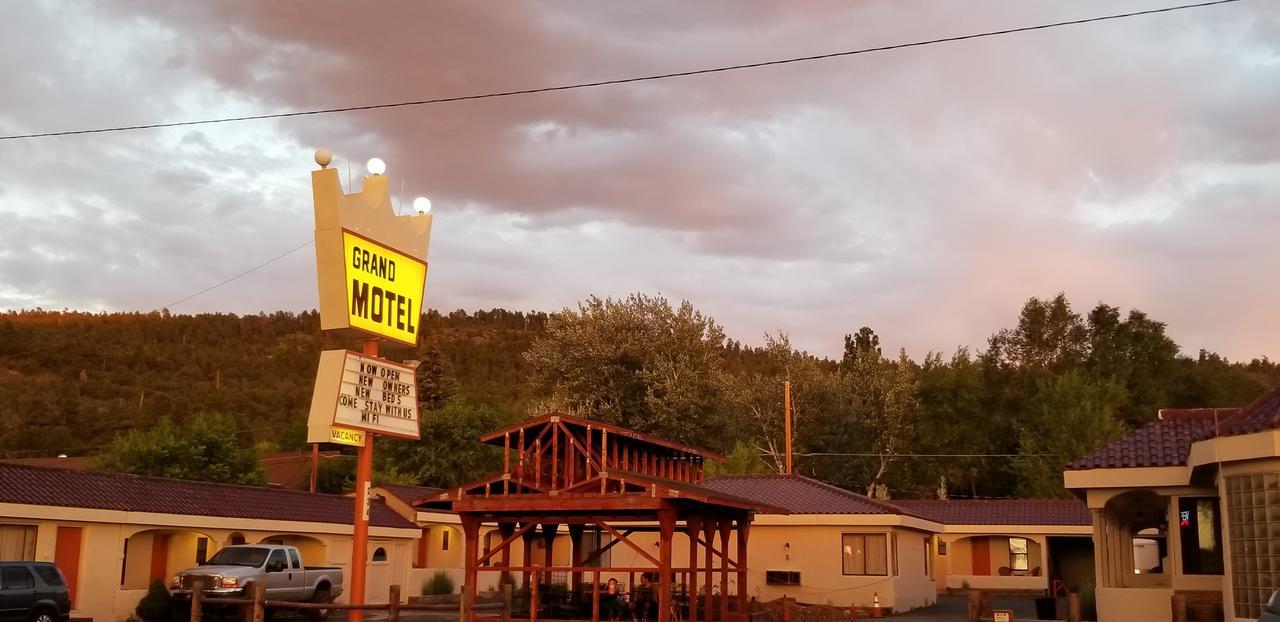 Grand Motel Williams Eksteriør billede